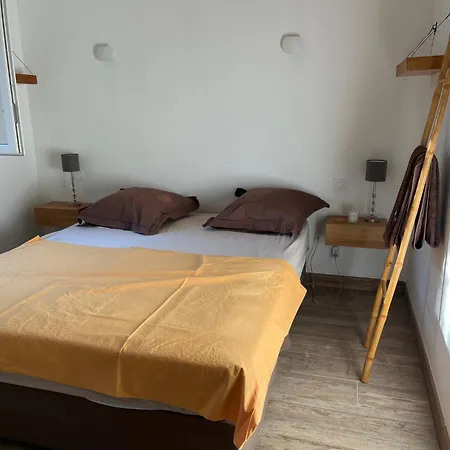 La Campagne Au Bord De La Porto-Vecchio (Corsica)