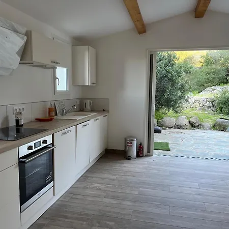 La Campagne Au Bord De La Semesterbostad Porto-Vecchio (Corsica)