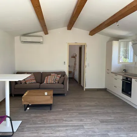 La Campagne Au Bord De La Holiday home *